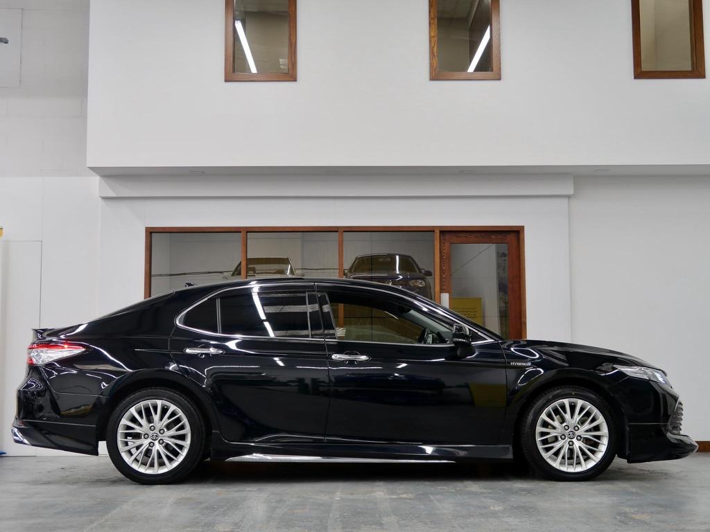 Toyota Camry 2.5 VVT-h Excel CVT Euro 6 (s/s) 4dr