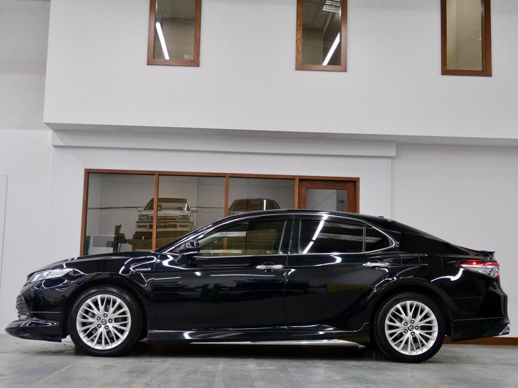 Toyota Camry 2.5 VVT-h Excel CVT Euro 6 (s/s) 4dr