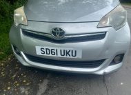 Toyota Verso- 5 seater