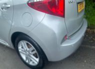 Toyota Verso- 5 seater